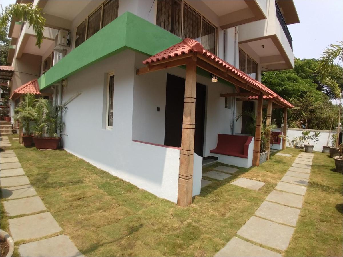 Kay'S Riverview Resort Baga Exterior photo