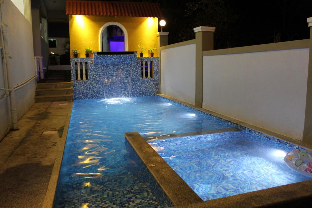 Kay'S Riverview Resort Baga Exterior photo